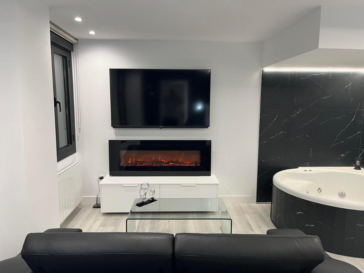 קסטרו אורדיאלס Black And White Suite "La Marinera" מראה חיצוני תמונה